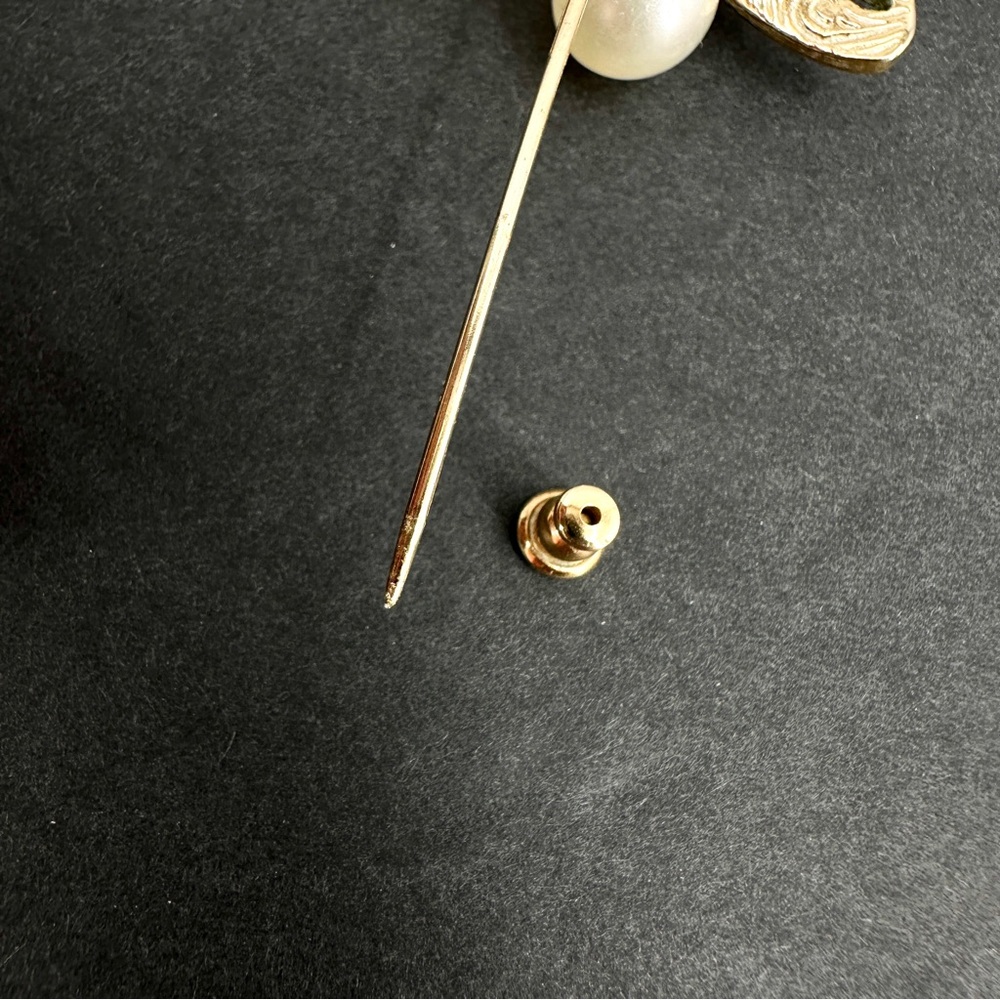 Vintage Bee Fly Bug Insect Stick Hat Lapel Pin Gold Tone Rhinestone Faux Pearl - Picture 12 of 16